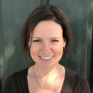 Meet your Posher, Angie